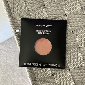 MAC sheertone blush